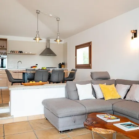 Noah Elysia - Klodge Villa Budoni